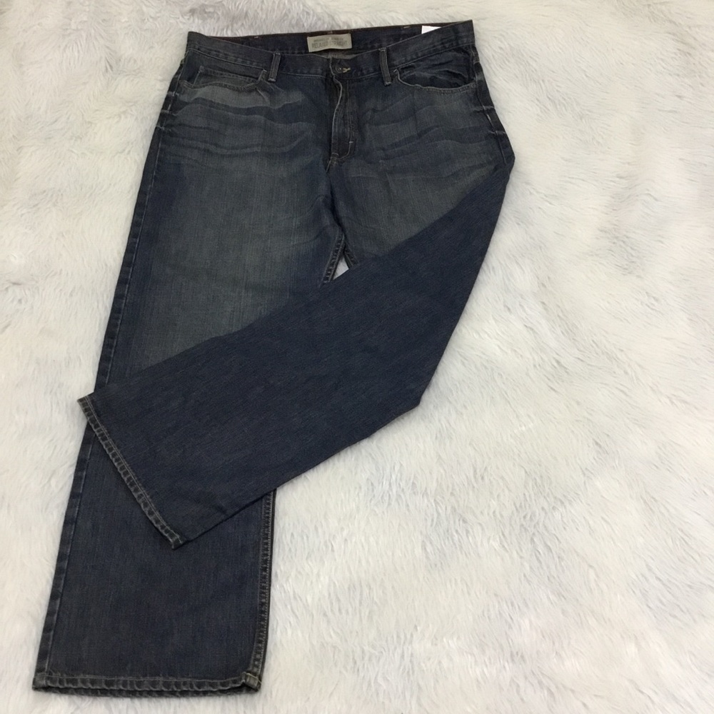 Wrangler men’s relaxed straight denim jeans size 40x32